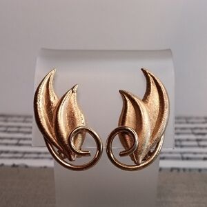 Renoir Gold Tone Leaf Swirl Clip-On Earrings Vintage